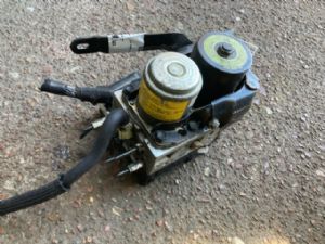 Toyota Alphard 3rd Gen 2015-2016 ABS Pump