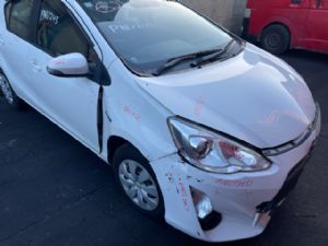 Toyota Aqua NHP10 2015-2017