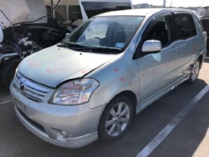 Toyota Raum NCZ20 2003-2011