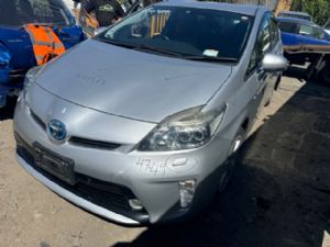 Toyota Prius ZVW30 09-15