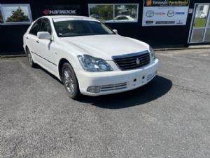 Toyota Crown GRS182 2004