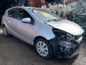 Toyota Prius C Aqua NHP10