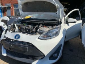 Toyota Prius C Aqua NHP10