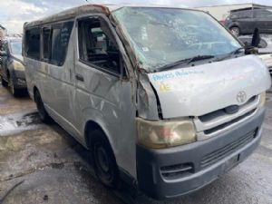 Toyota Hiace KDH200 03/05-09/06