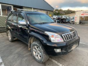 Toyota Landcruiser120 KDJ120