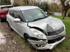 Suzuki Swift ZC72S 2010-2017