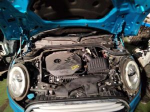 Mini Cooper F55 2014-2018