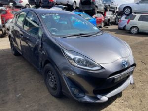 Toyota Prius C Aqua NHP10