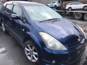 Toyota Wish ANE11 2003-2009