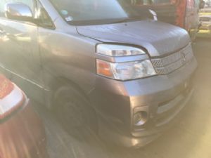Toyota Noah/Voxy R60 2001-2007
