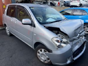 Toyota Raum NCZ20 2003-2011