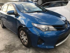 Toyota Corolla ZR182