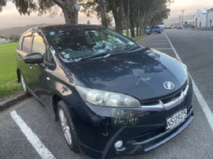 Toyota Wish ZGE20