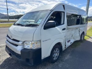Toyota Hiace KDH200 03/05-09/06