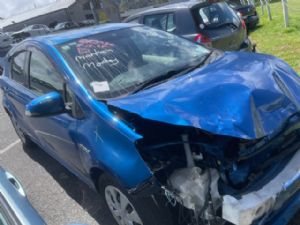 Toyota Aqua NHP10 2011-2015