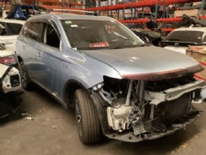 Mitsubishi Outlander GG2W Hybrid