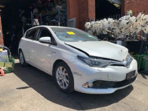 Toyota Corolla ZWE186