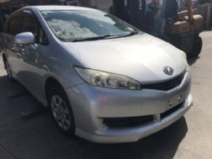 Toyota Wish ZGE20