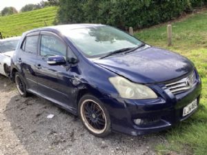 Toyota Blade AZE156