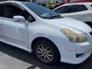 Toyota Blade AZE156