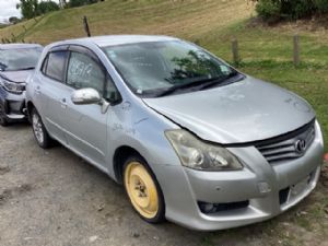 Toyota Blade AZE156