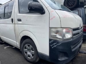 Toyota Hiace KDH200 03/05-09/06
