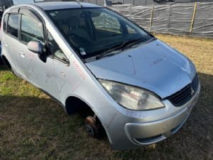 Mitsubishi Colt Z21A