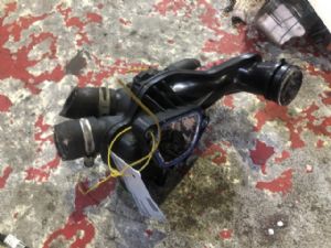 Peugeot 207 207 2006-2011 Thermostat Housing