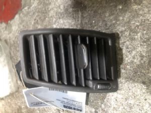 Volvo XC90 XC90 2007-2009 Dash Vent Surround RH