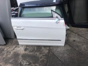 Volkswagen CC 1.8T 3.5C 2012-2016 RF Door Actuator