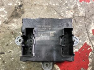 Jaguar F-Pace X761 2016-on LF Door Control Module