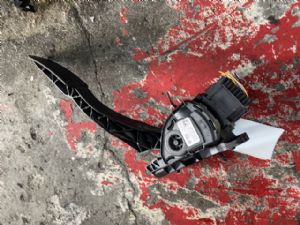 Land Rover Freelander 2 L359 2012-2014 Accelerator Pedal