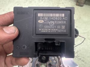 Land Rover Freelander 2 L359 2012-2014 RR Door Control Module