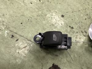 Land Rover Freelander 2 L359 2012-2014 LF Window Switch