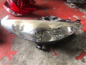 Peugeot 207 207 2006-2011 R Headlight (Halogen)
