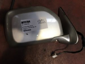 Toyota Surf VZN185 RF Door Elec Mirror