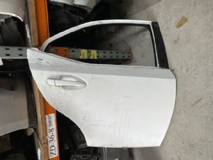 Lexus IS300 AVE30 RR Door Shell