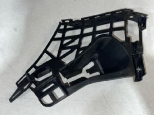 Mercedes-Benz GLA250 X156 2017-2019 LF Bumper Retainer
