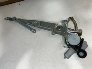 Lexus IS250 GSE20 2010-2013 RF Door Elec Regulator