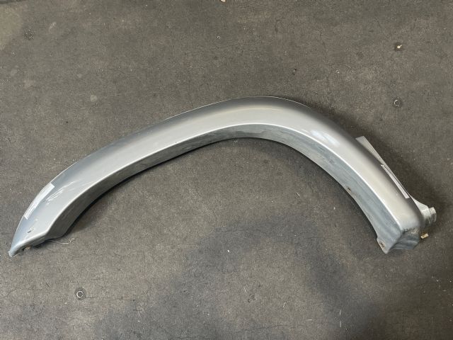 Toyota Hilux KZN185 LF Guard Flare
