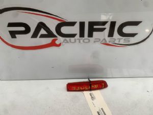 Toyota Estima ACR55 LR Bumper Reflector