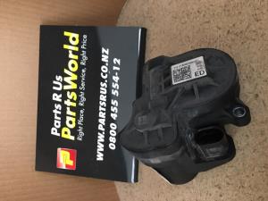 Volkswagen Golf MK7.5 2017-2019 LR Electric Disc Caliper
