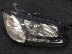 Subaru Outback BH 1998-2001 R Headlight