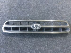 Subaru Outback BH 1998-2001 Grille