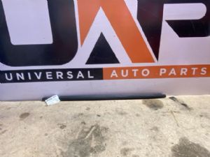 Suzuki Vitara LY 2015-2024 LR Door Weather Strip Mould